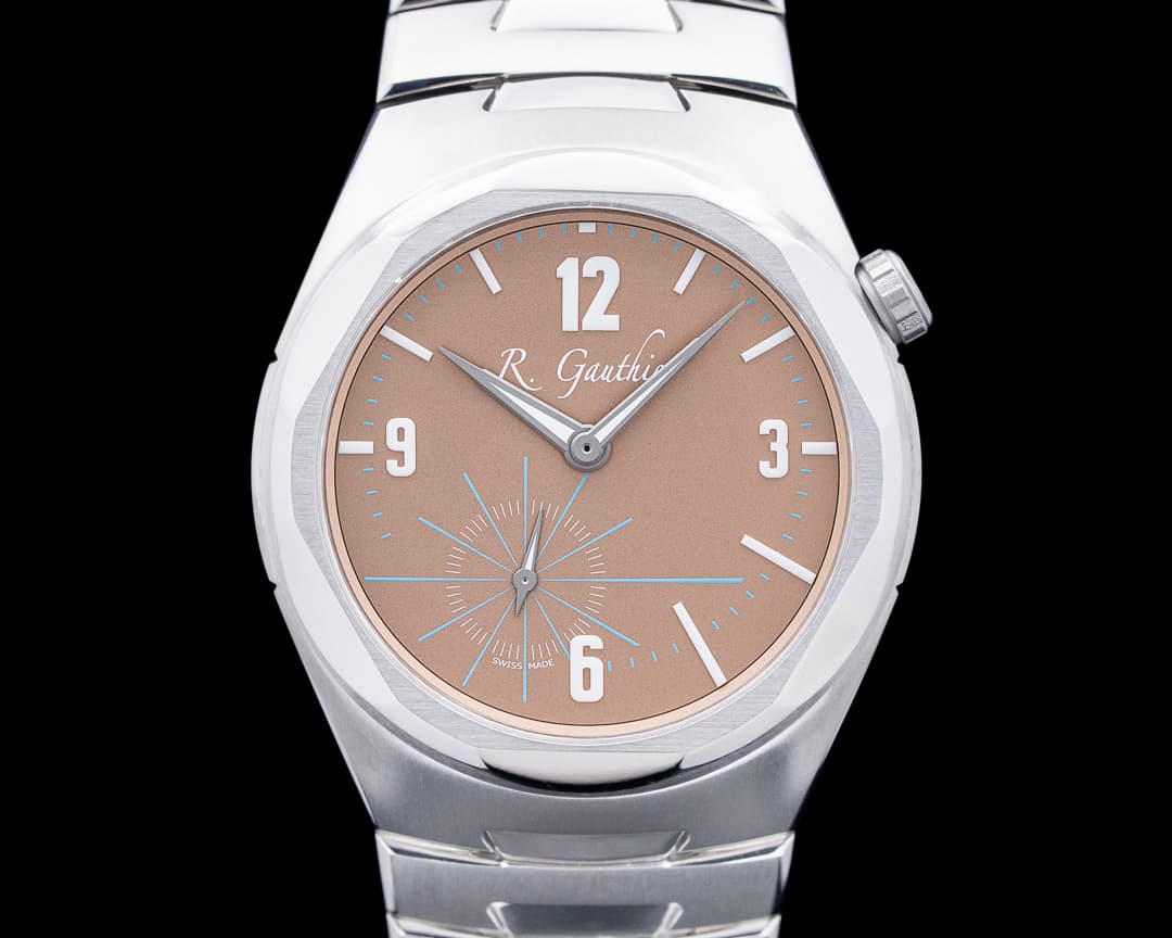 Romain Gauthier MON00581 C Titanium Salmon Dial