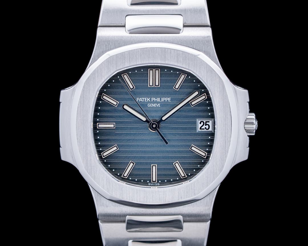 Image of Patek Philippe 5800/1A-001 Nautilus SS Blue Dial