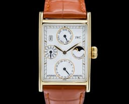 Novecento Perpetual Calendar 18K Yellow Gold