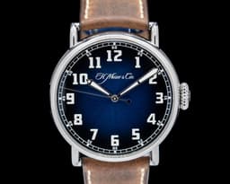 Heritage Pilot Center Seconds Funky Blue Dial