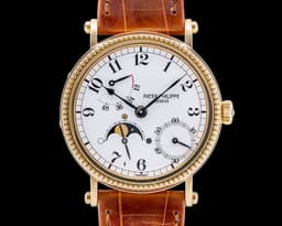 Moonphase 5015J Power Reserve 18k Yellow Gold Hobnail Bezel