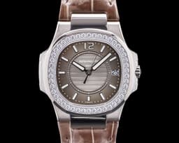 Nautilus Ladies 7010 G 18K White Gold / Diamonds