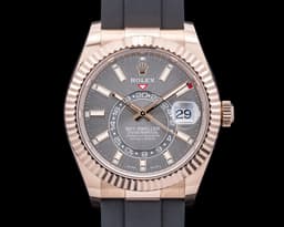 Sky Dweller 326235 Everose 18K Gold Rhodium Dial / Oysterflex