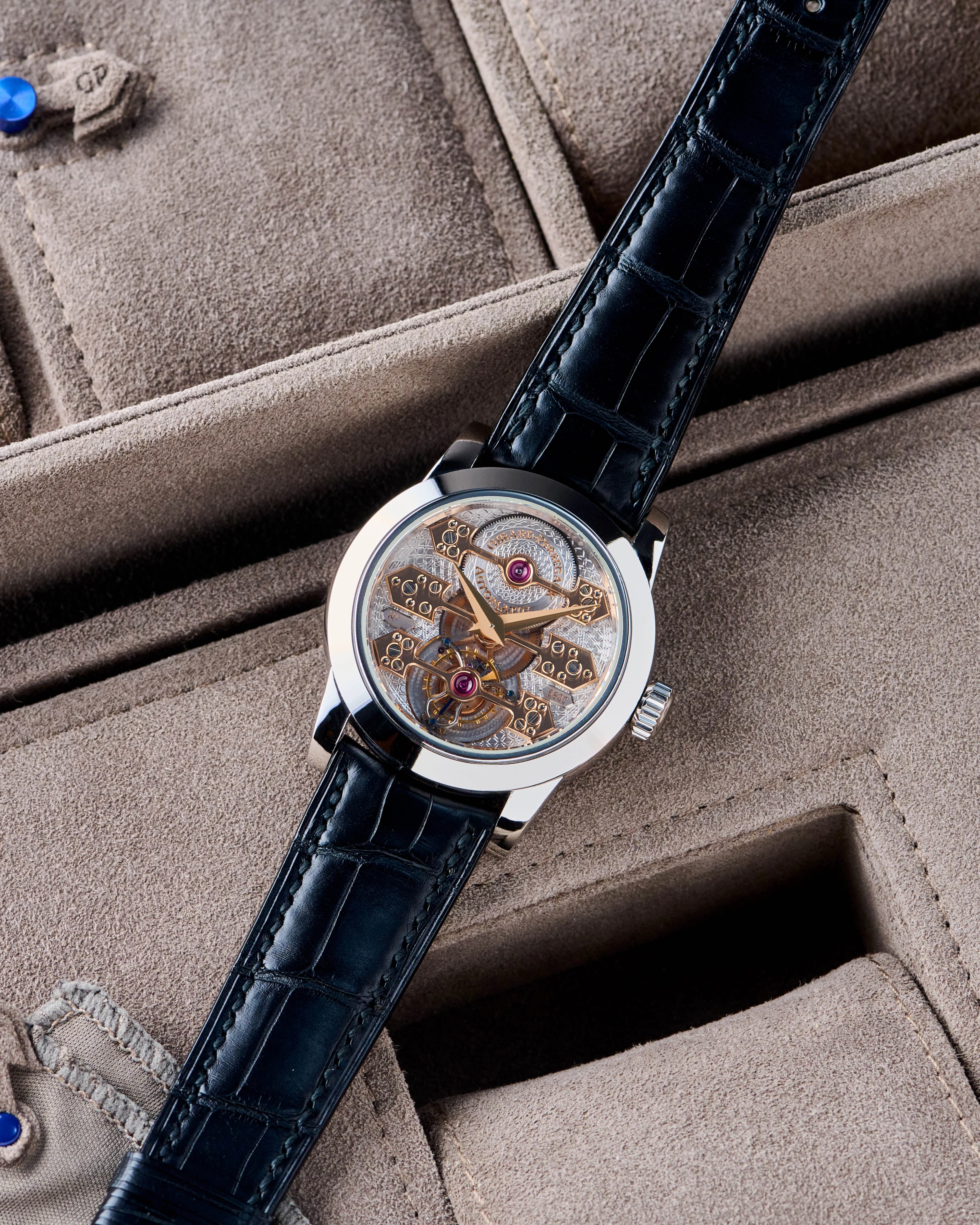 Featured image for Girard-Perregaux 9925 Tourbillon with Three Gold Bridges Review