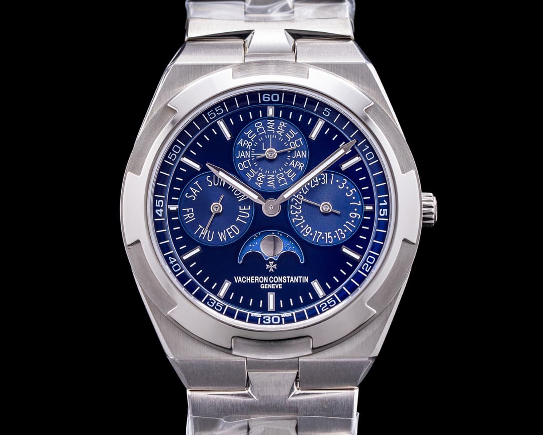 Vacheron Constantin Overseas 4300v Perpetual Calendar Ultra-Thin Blue Dial 18k UNWORN