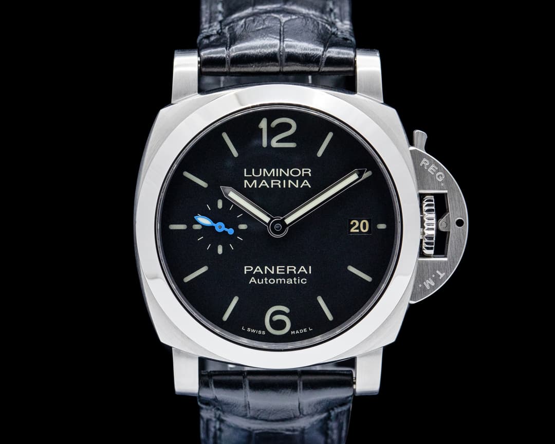 Panerai PAM01372 Luminor Quaranta SS Black Dial