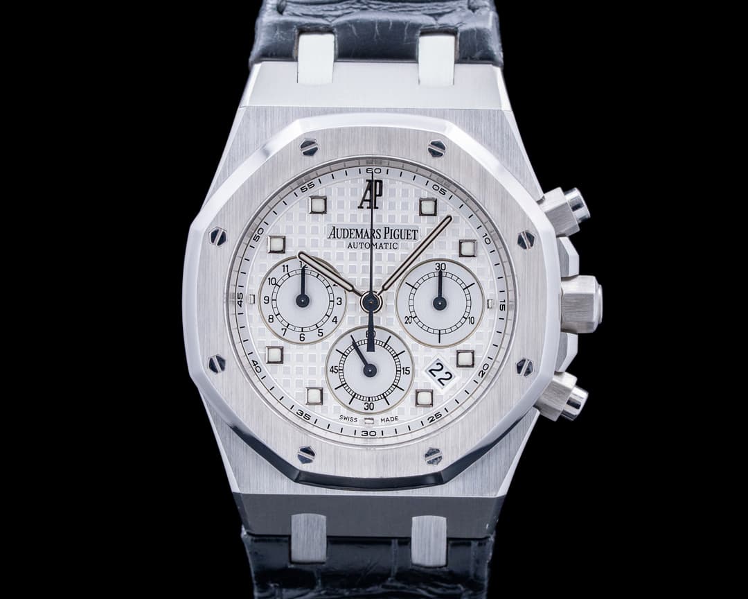 Audemars Piguet 26022BC Royal Oak Chronograph 18K White Gold White Dial