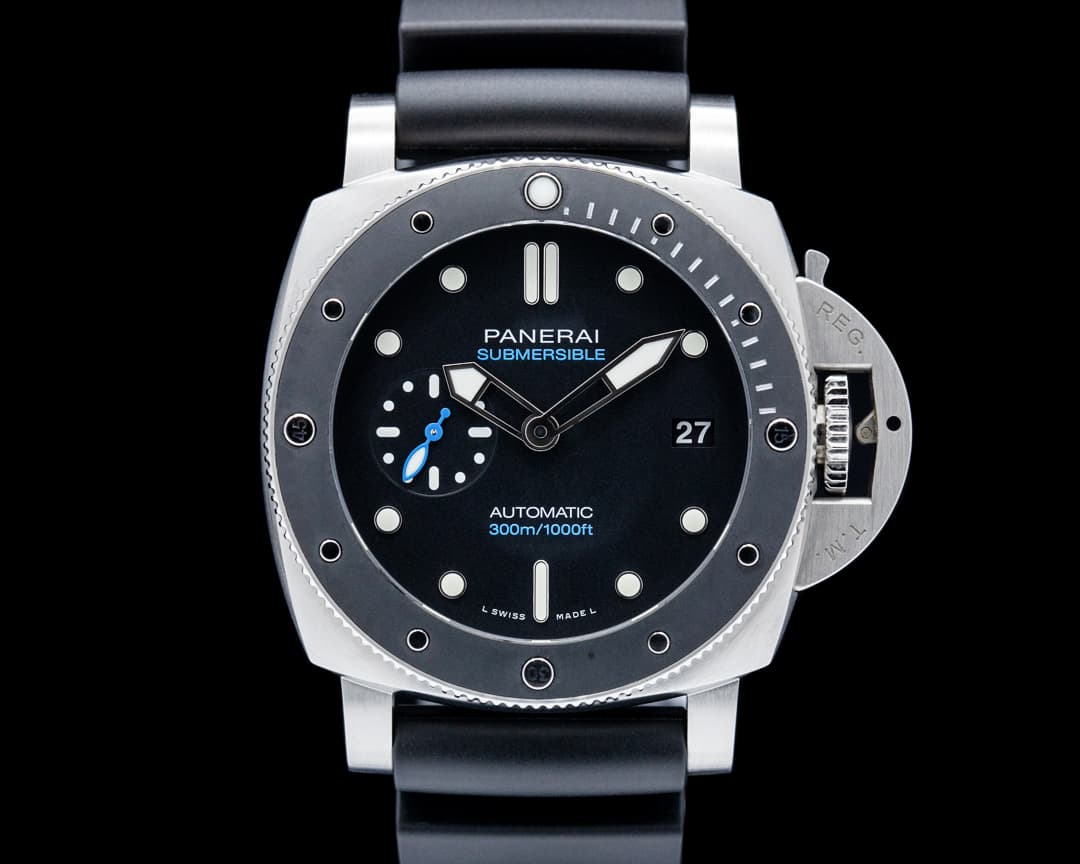 Panerai PAM00683 Submersible 42mm SS Black Dial
