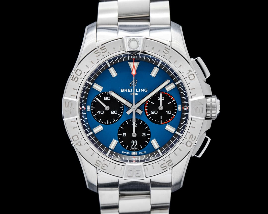 Breitling AB0146 Avenger B01 Chronograph 42 SS Blue Dial