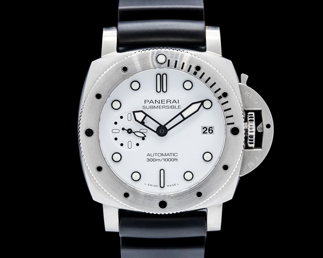 Panerai PAM02223 Luminor 42 SS White Dial 2026