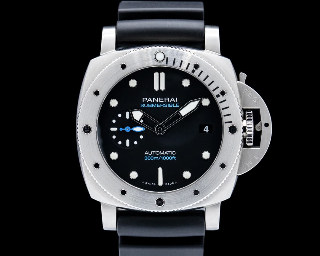 Panerai PAM00973 Submersible 42 Acciaio Black Dial