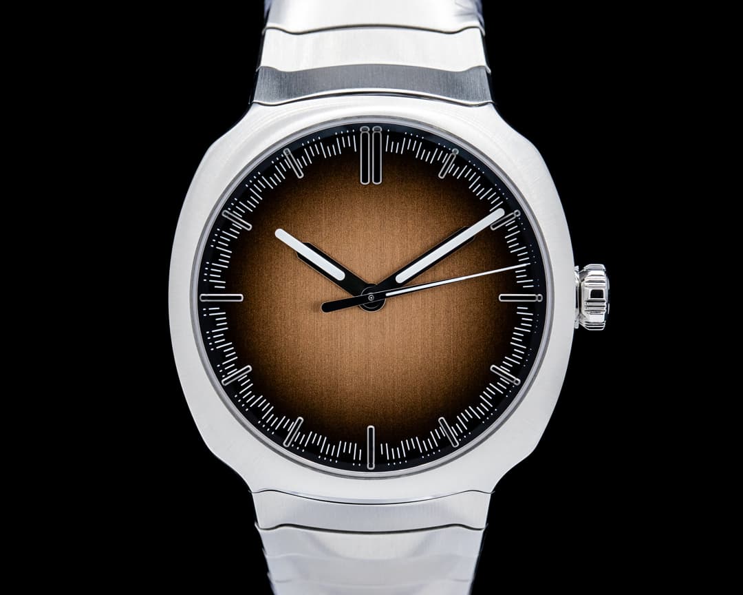H. Moser & Cie. 6200-1207 Streamliner Centre Seconds SS Smoked Salmon Dial